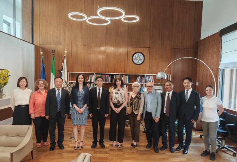 我校代表团访问意大利米兰国立大学