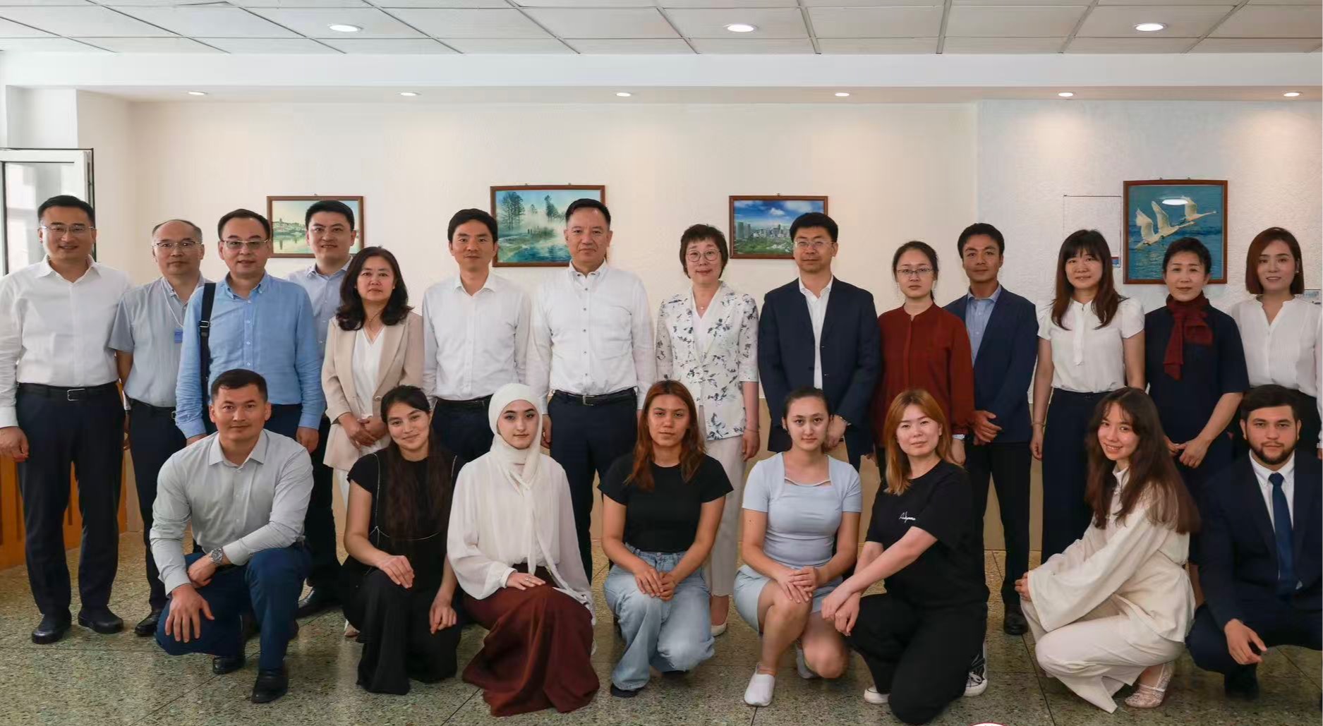 国家发展改革委开放司司长梁林冲来校调研我校乌兹别克斯坦分校建设工作
